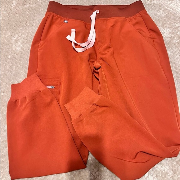 Figs Pants - SOLD Figs Auburn Zamora Jogger Pants small petite cross listed Ⓜ️